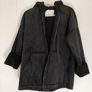 Reversible luxuriously soft sherpa jacket by velvet with hood and deep pockets